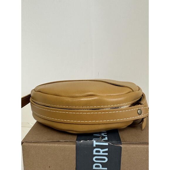 Portland Leather Goods PLG Mango Large Circle Crossbody - Picture 7 of 7